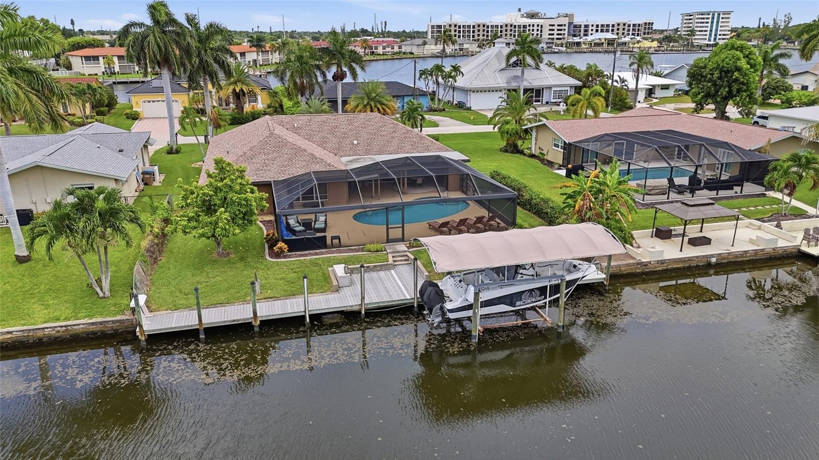 418 Avalon, Cape Coral, FL 33904