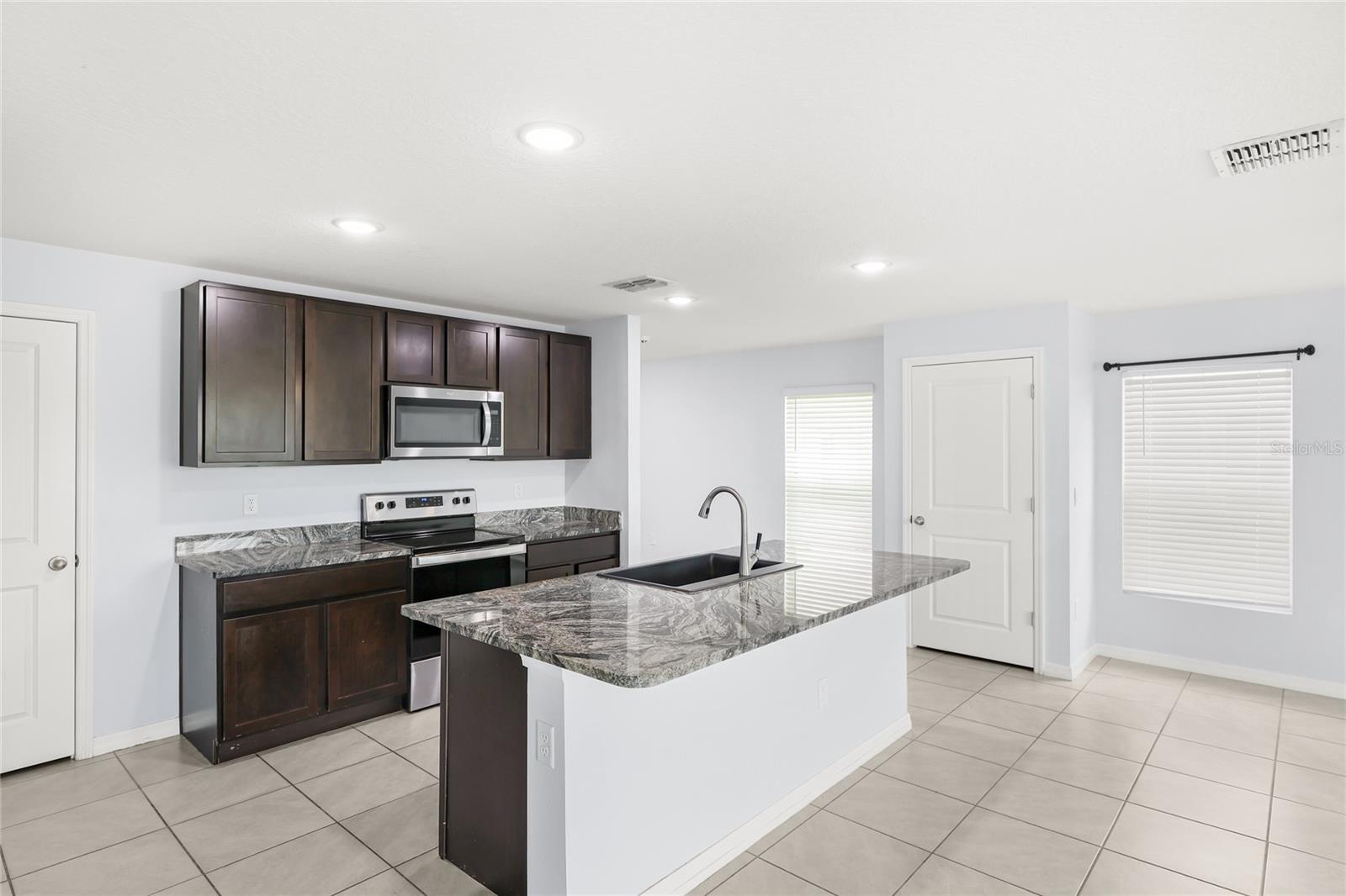 10116 Charlotte, Parrish, FL 34219