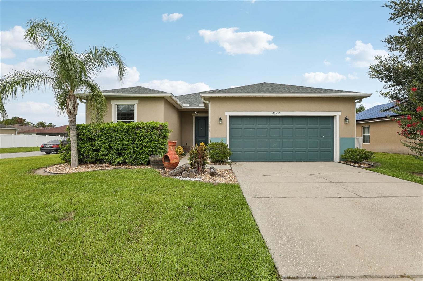 4362 Sun Center, Mulberry, FL 33860