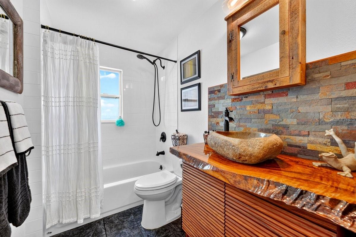 237 Brittany, Port Orange, FL 32127