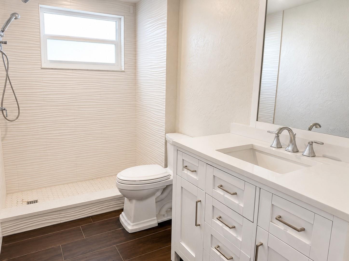 1847 Shore Unit 101, St Petersburg, FL 33707
