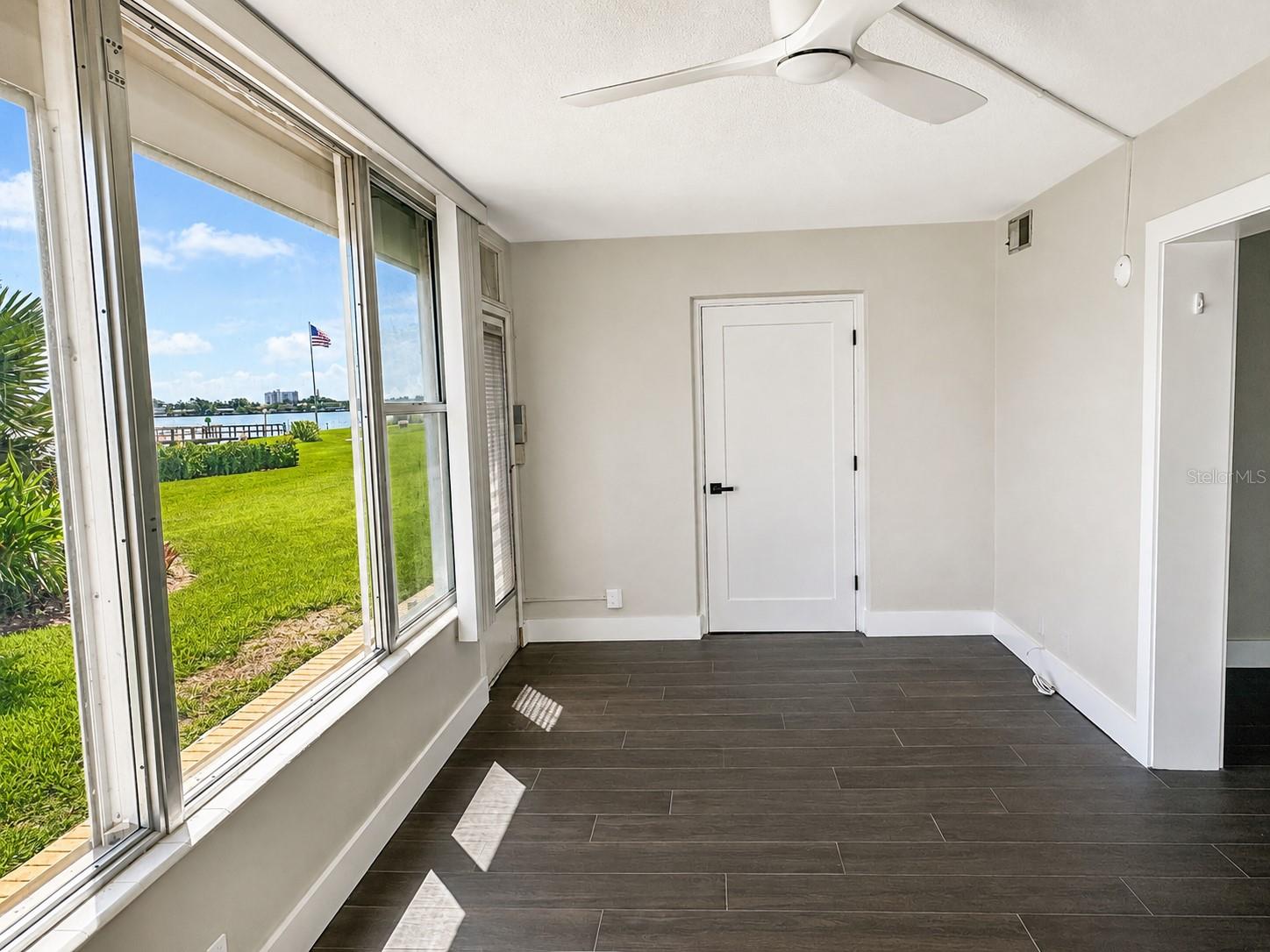 1847 Shore Unit 101, St Petersburg, FL 33707