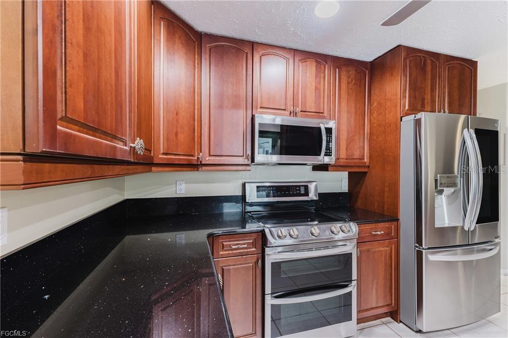 3319 17th, Cape Coral, FL 33904