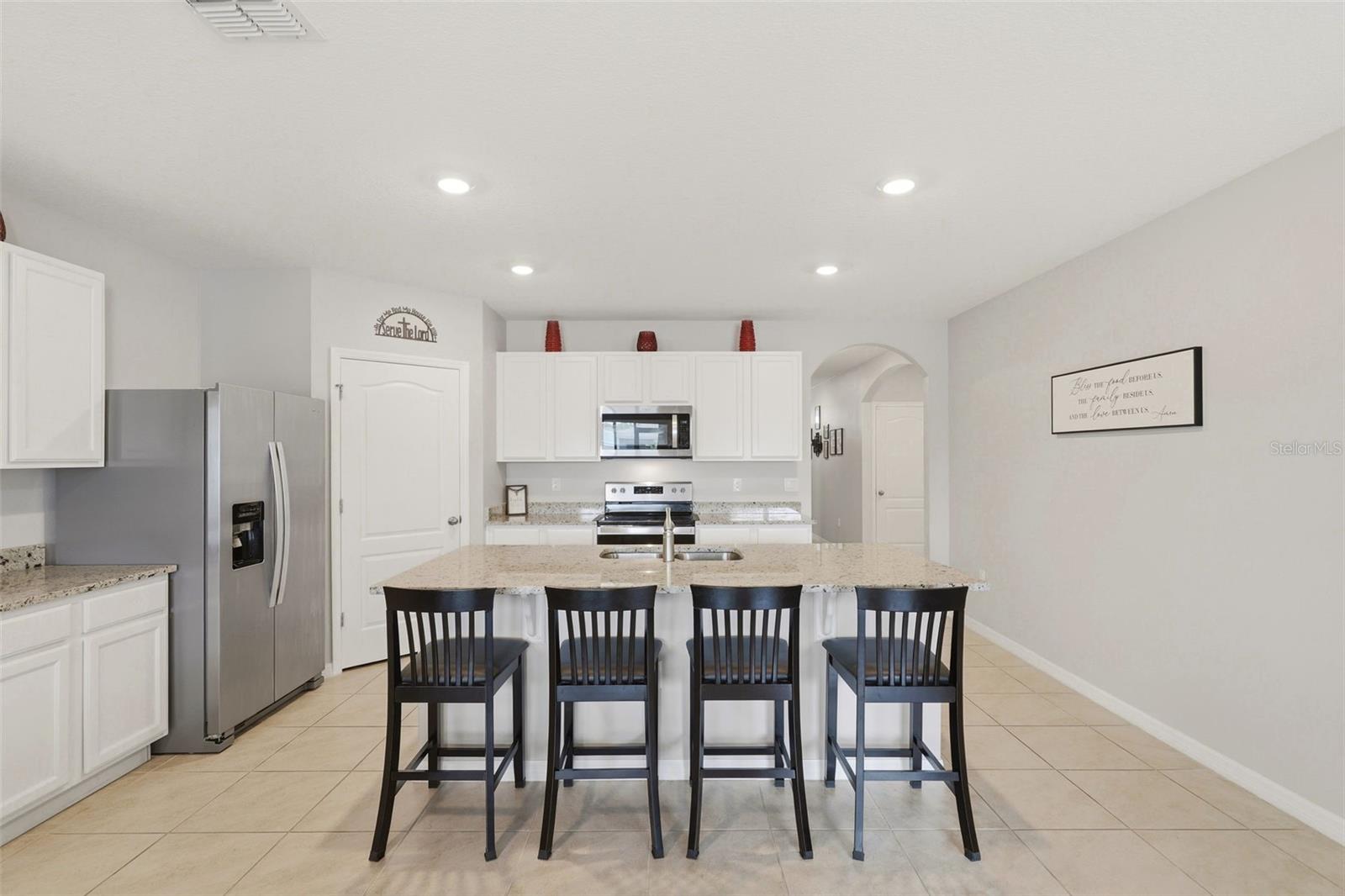 2561 Harmonia Hammock Rd, Harmony, FL 34773