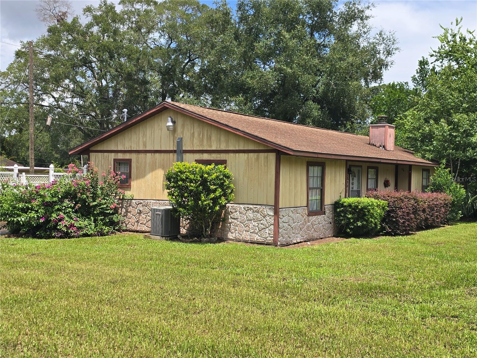 5521 4th, Ocala, FL 34470