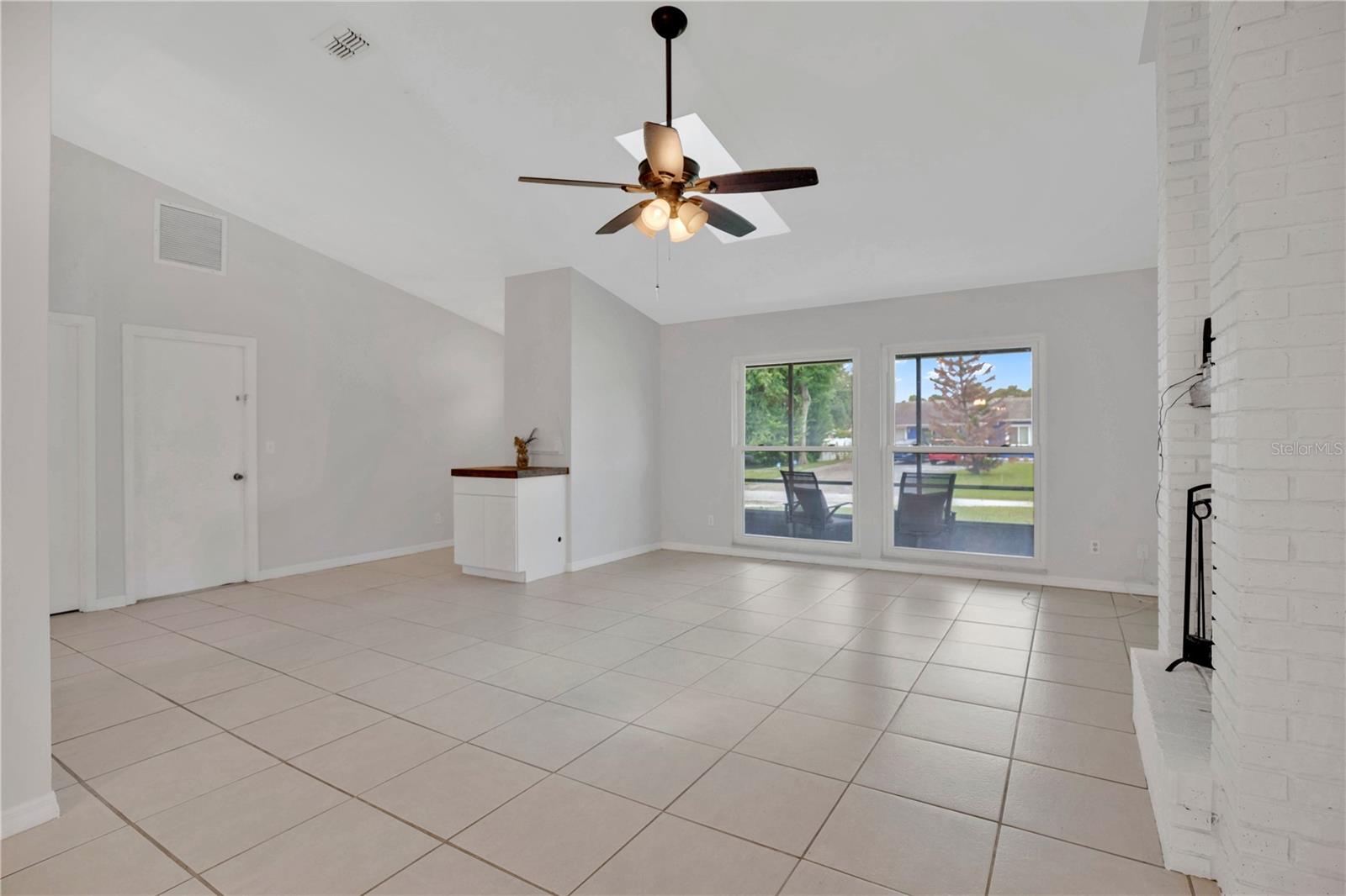 2519 Unity Tree, Edgewater, FL 32141