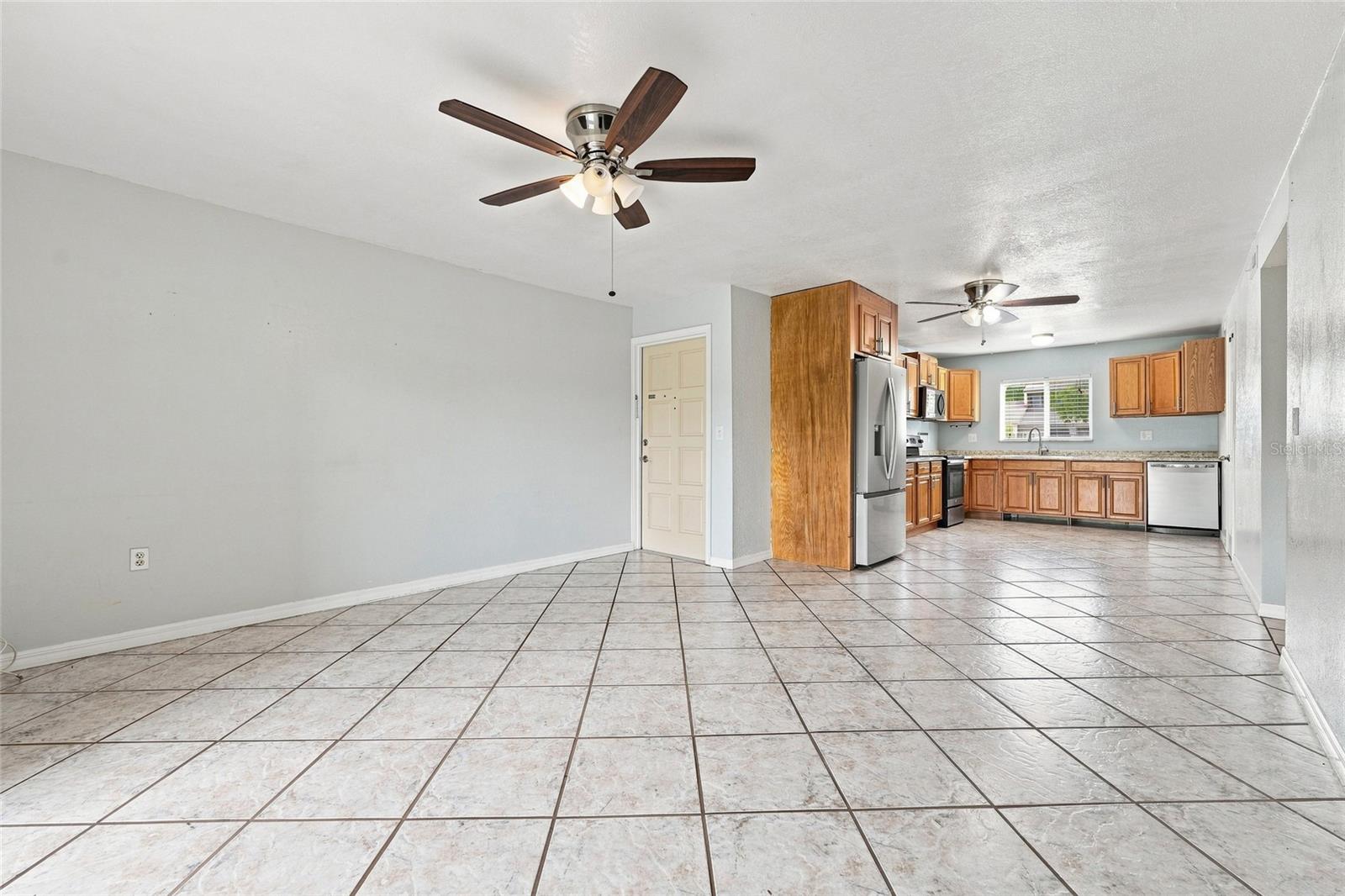 1000 Lake of the Woods Unit 105e, Fern Park, FL 32730