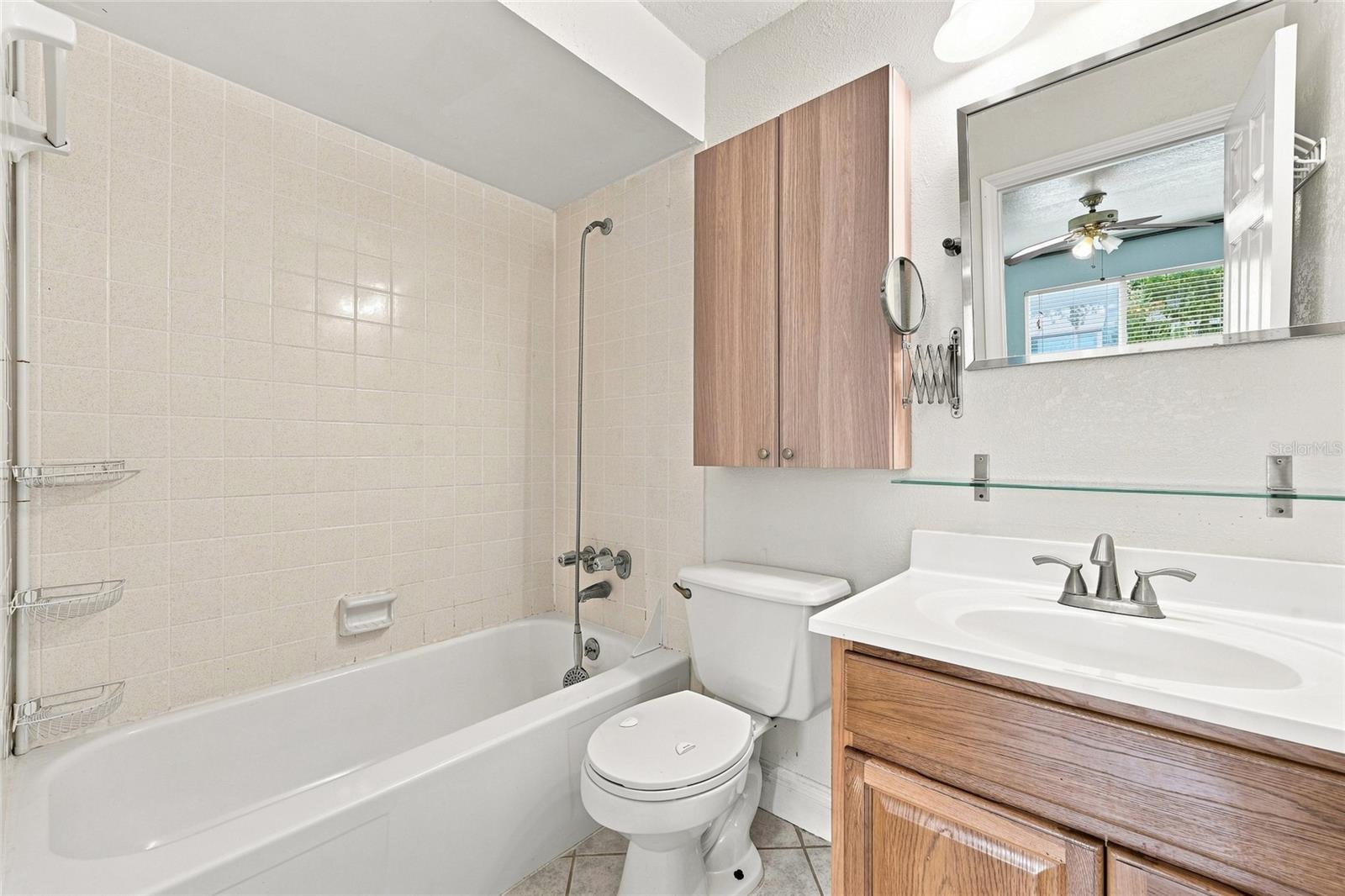 1000 Lake of the Woods Unit 105e, Fern Park, FL 32730