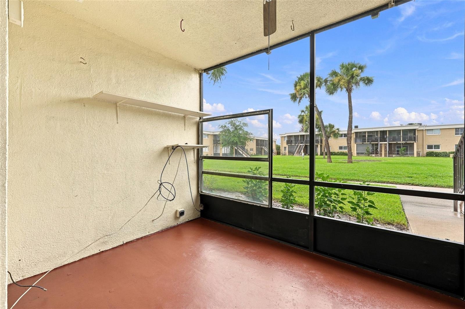 1000 Lake of the Woods Unit 105e, Fern Park, FL 32730