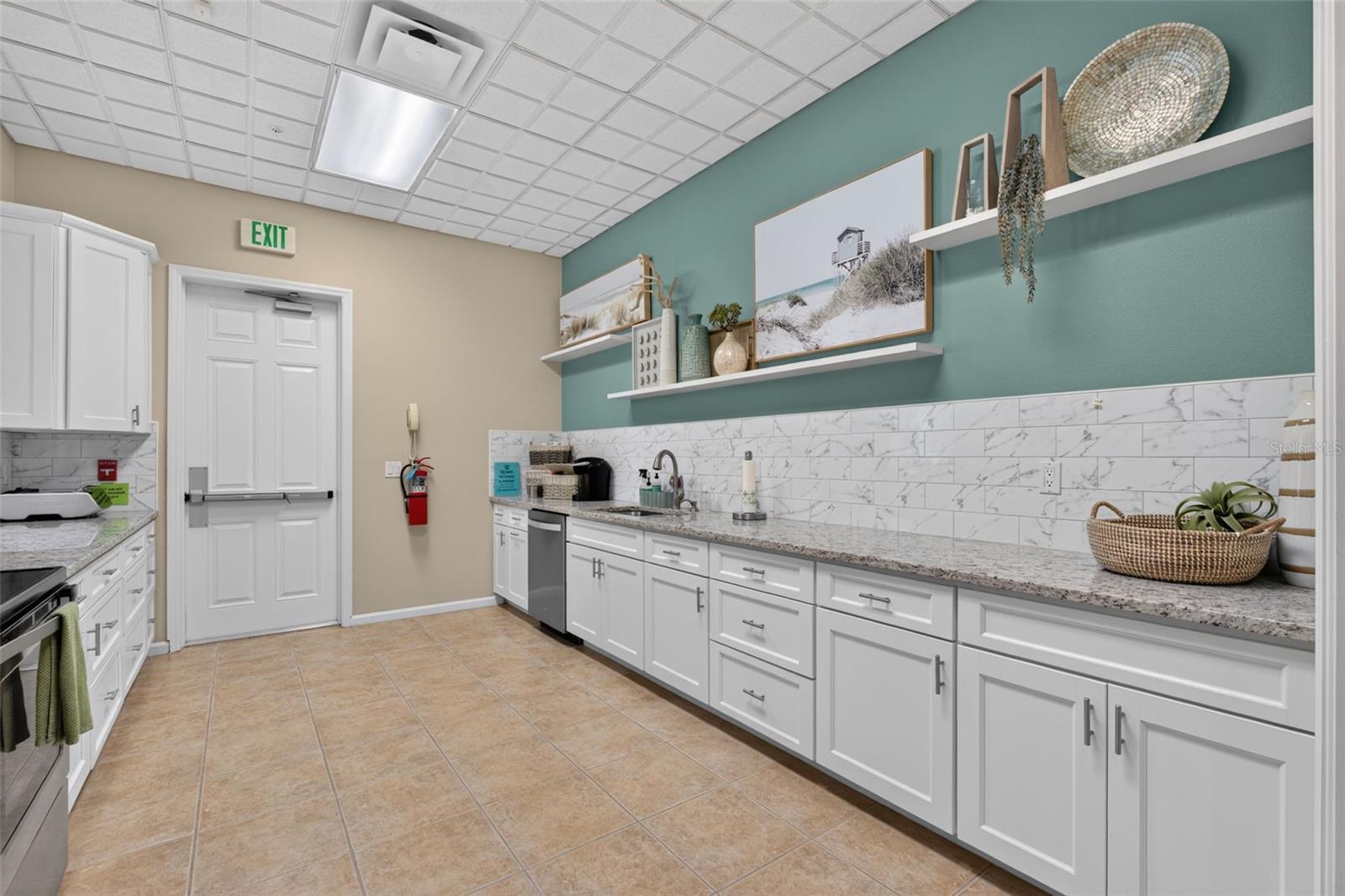 7492 Botanica Unit 102, Sarasota, FL 34238