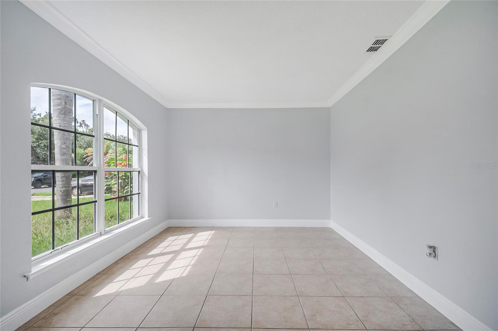2106 The Oaks, Kissimmee, FL 34746