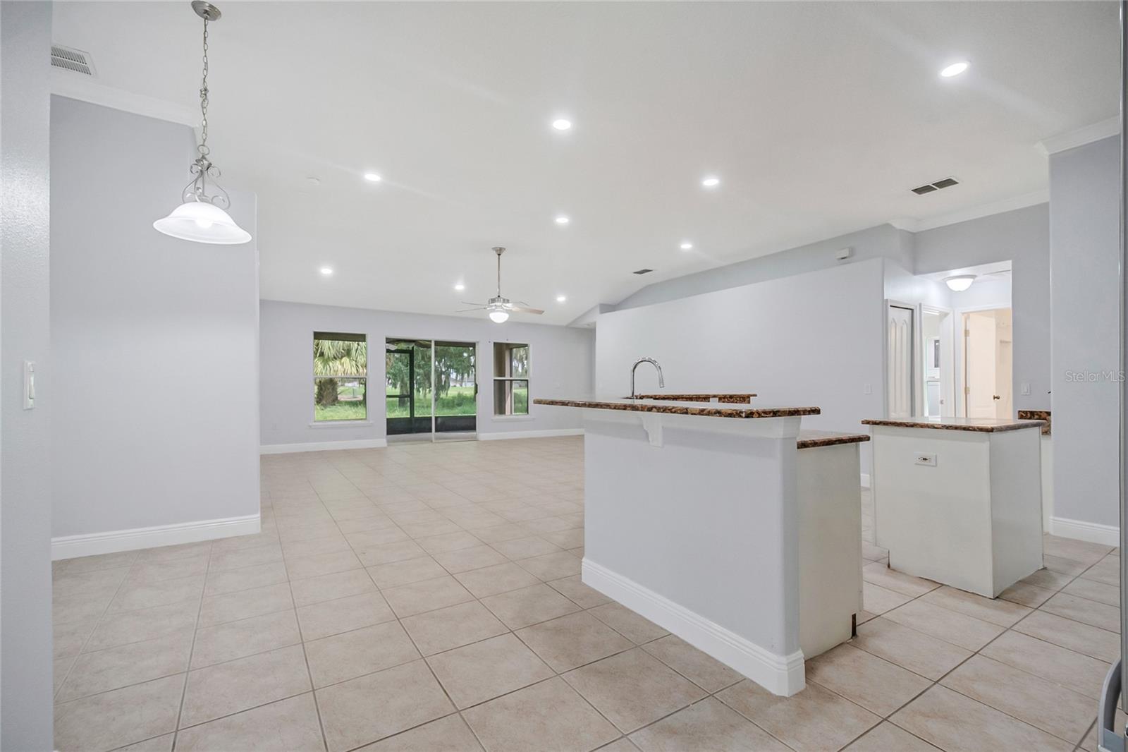 2106 The Oaks, Kissimmee, FL 34746