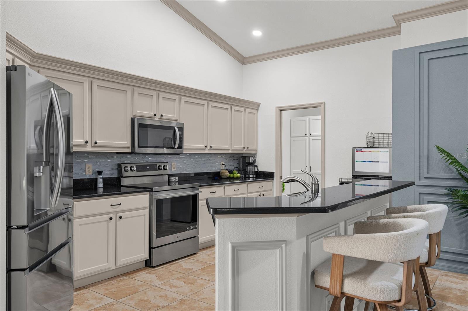 3333 Yonge Unit 13, Sarasota, FL 34235
