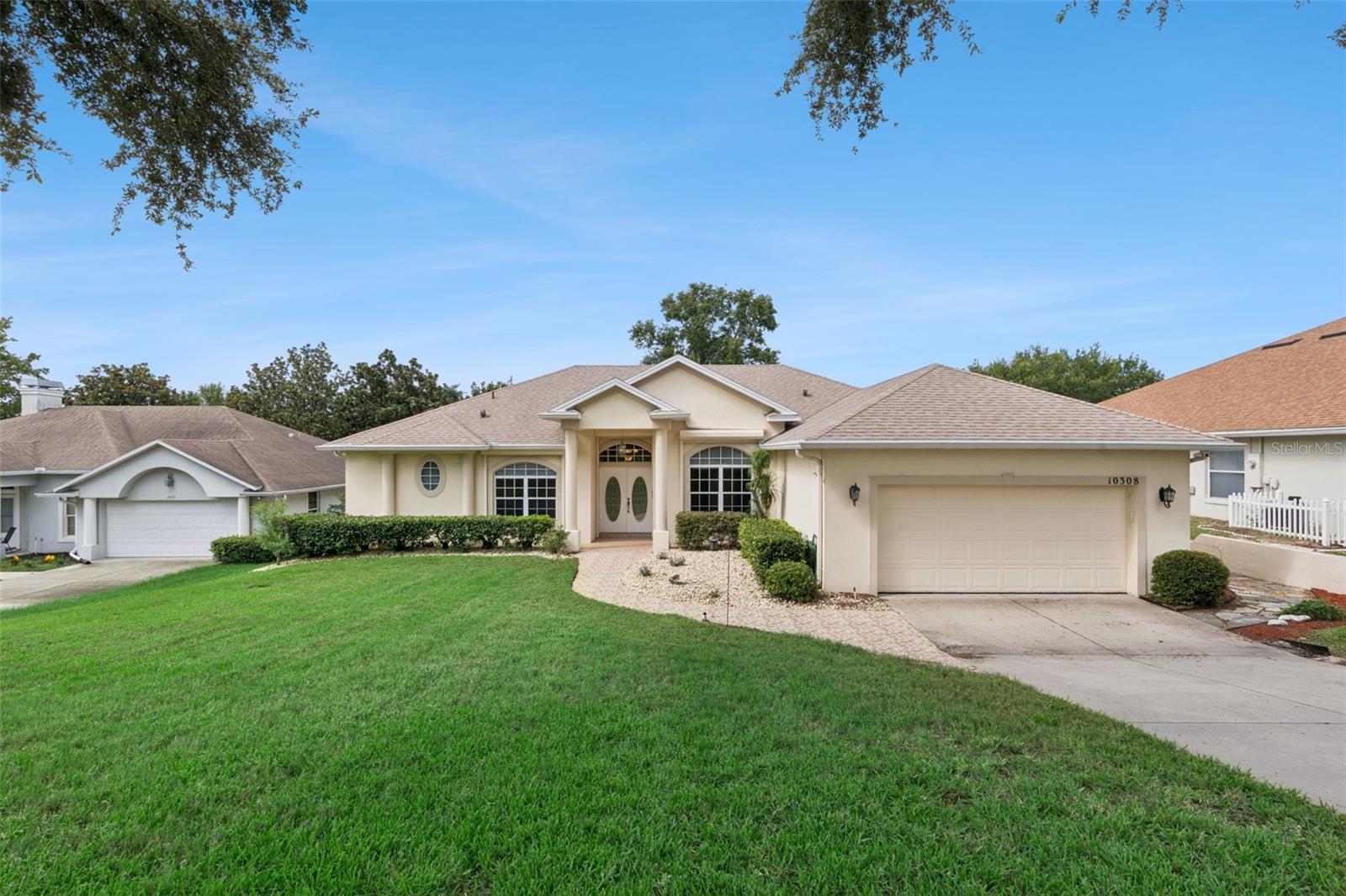 10308 Calle de Flores, Clermont, FL 34711