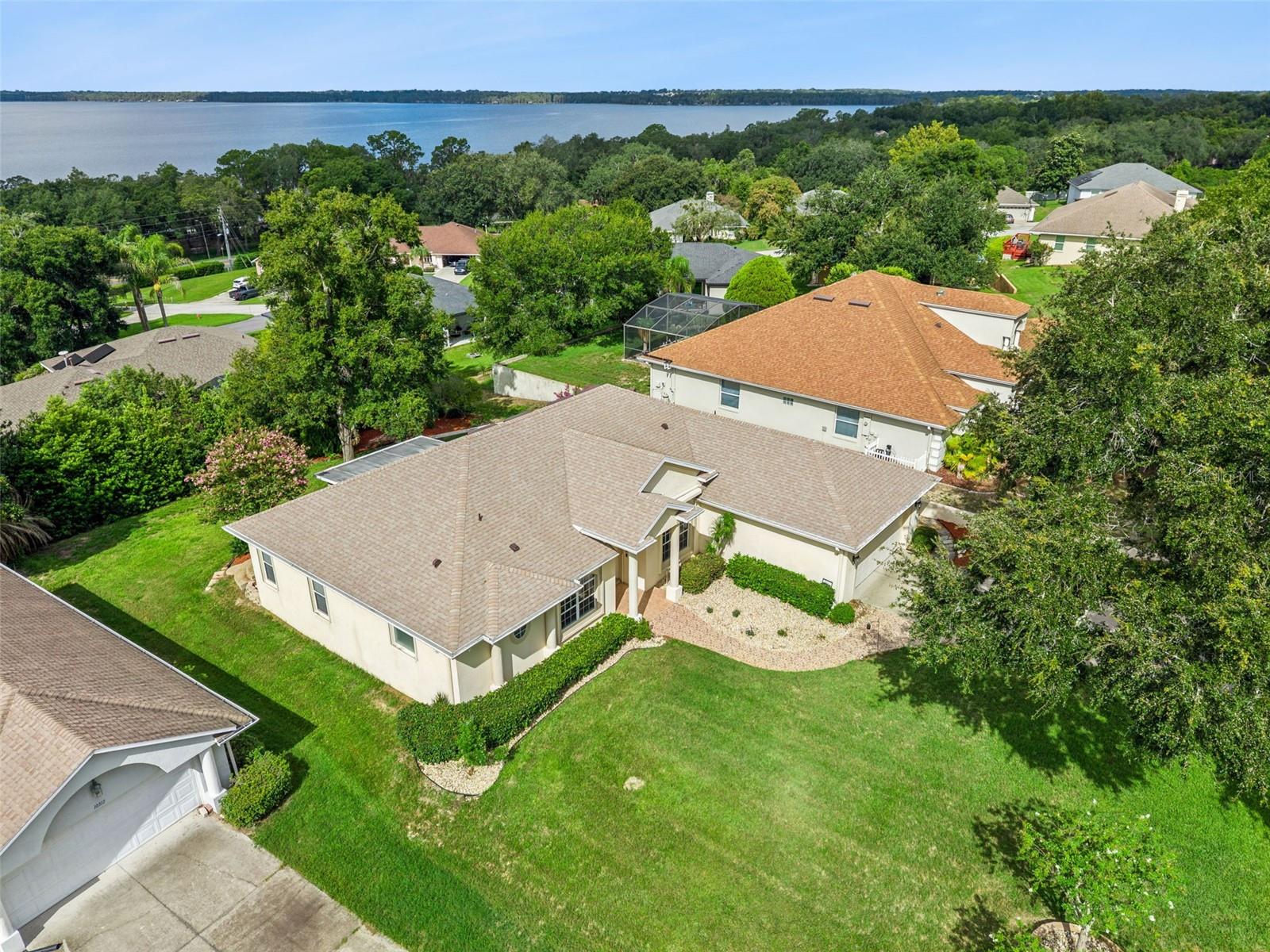 10308 Calle de Flores, Clermont, FL 34711