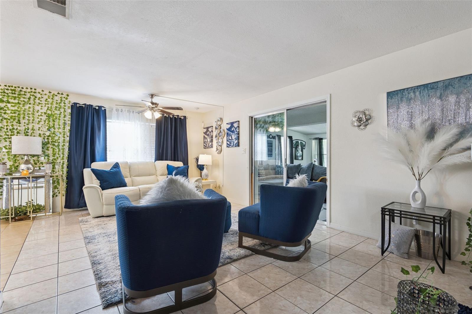 1912 Saxon, Deltona, FL 32725