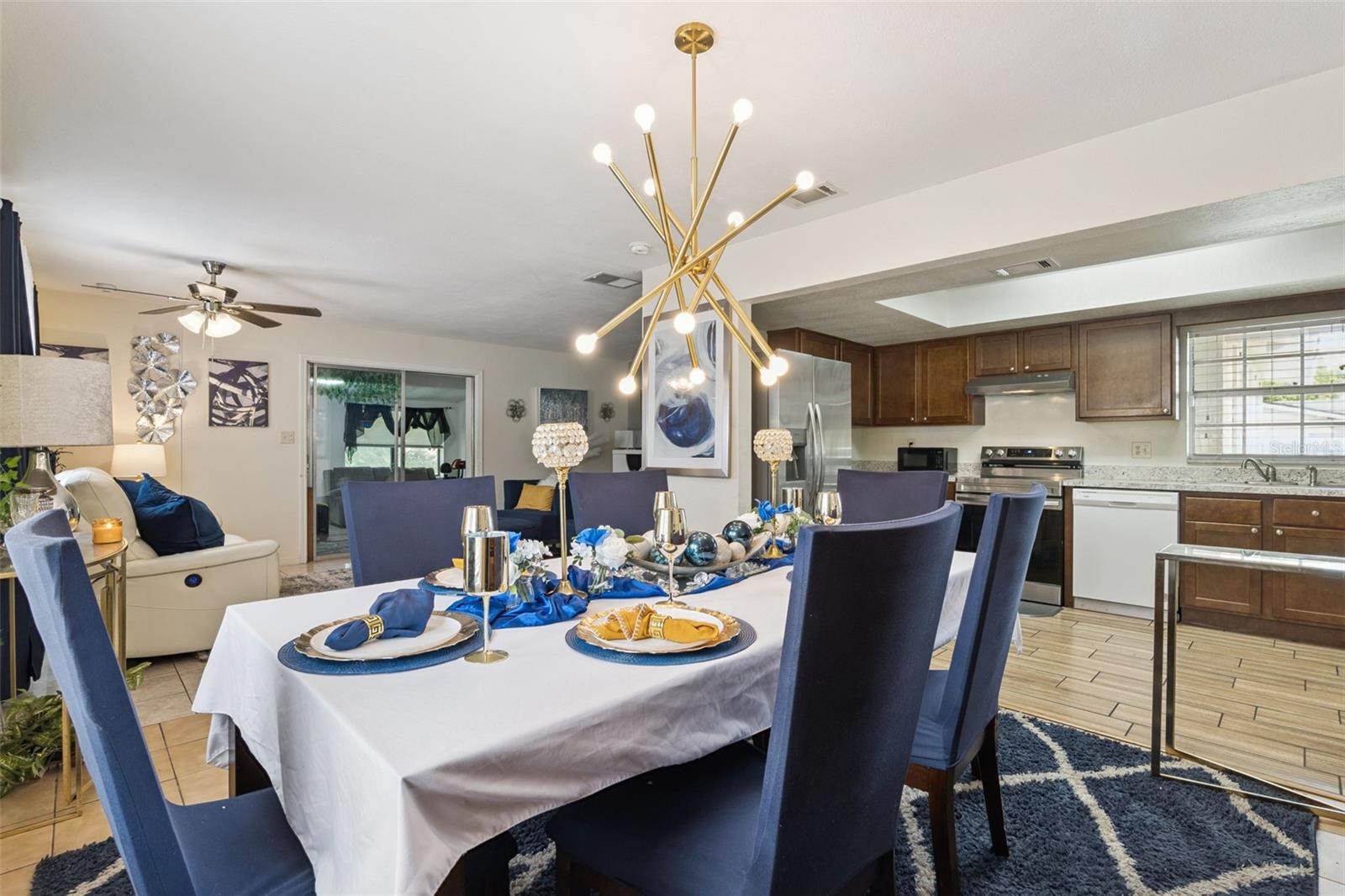 1912 Saxon, Deltona, FL 32725
