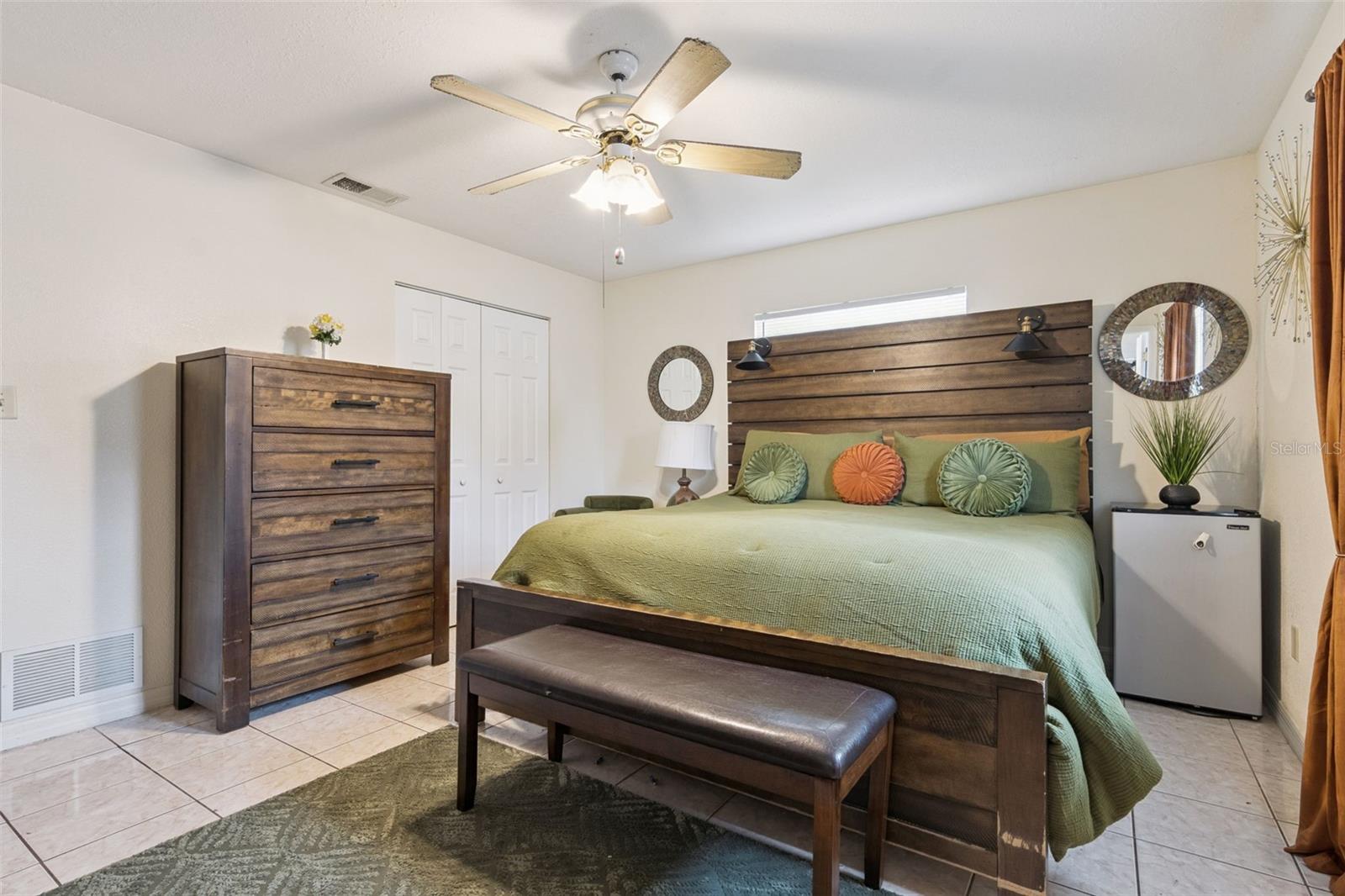 1912 Saxon, Deltona, FL 32725