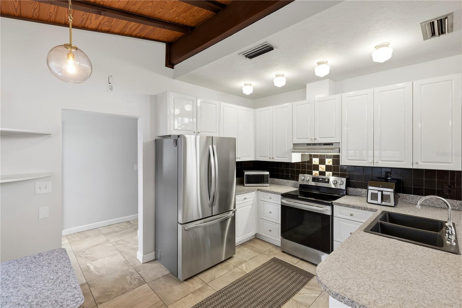 4232 Pandora, Venice, FL 34293