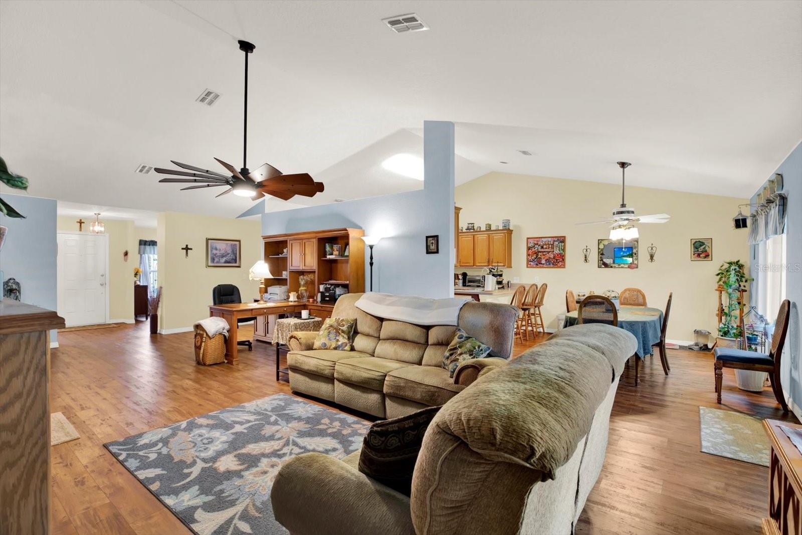 9086 Manchester, Spring Hill, FL 34606