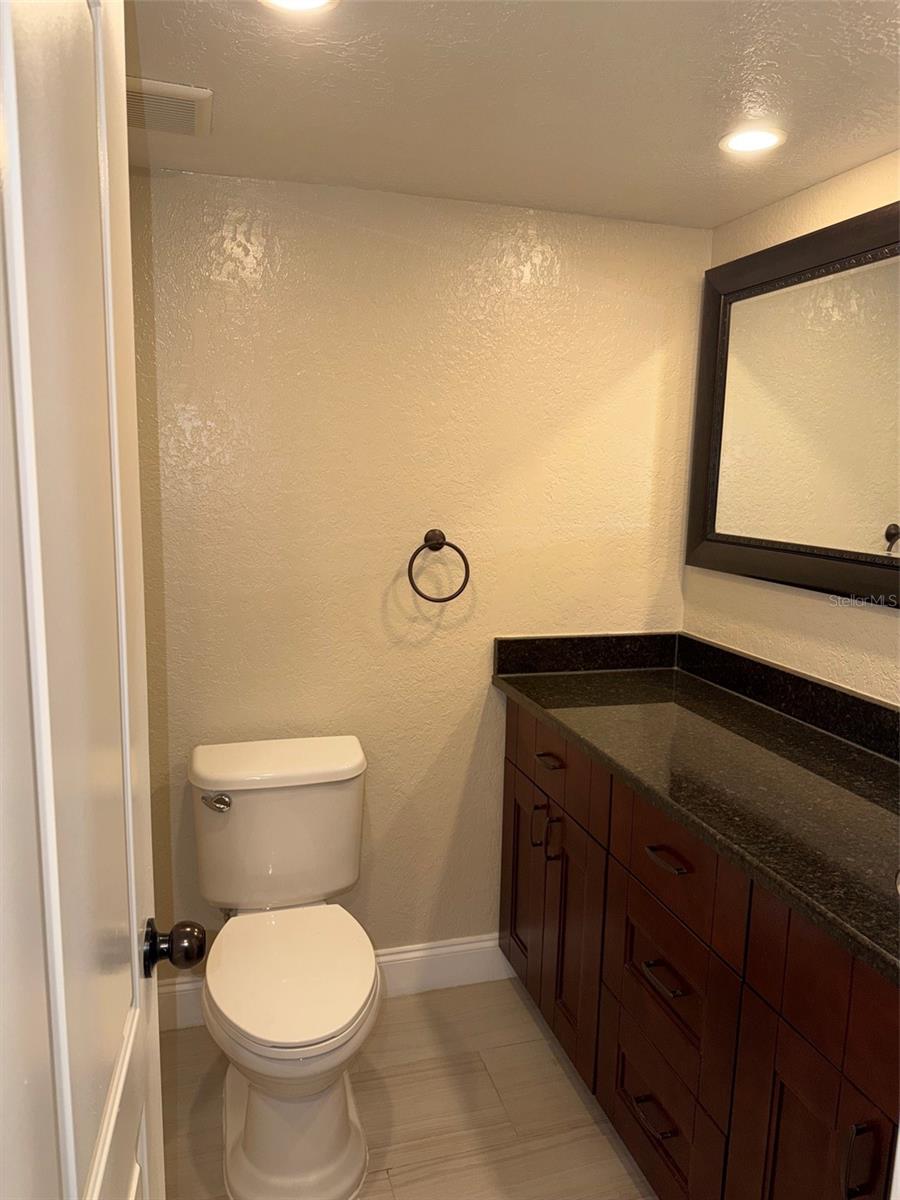 225 Country Club Unit E346, Largo, FL 33771