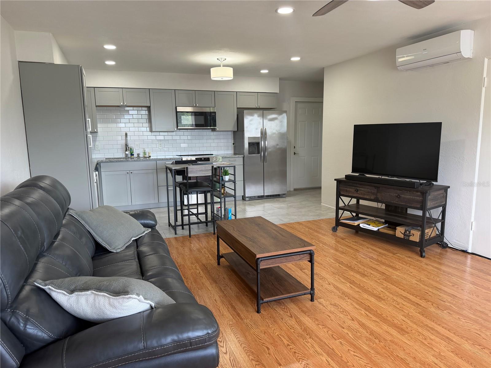 416 73rd Unit 205, St Petersburg, FL 33702