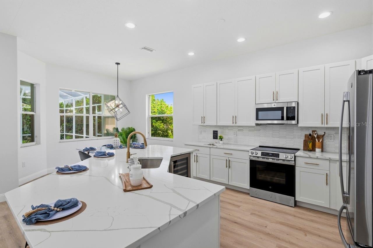 6011 Chaparral, Sarasota, FL 34243