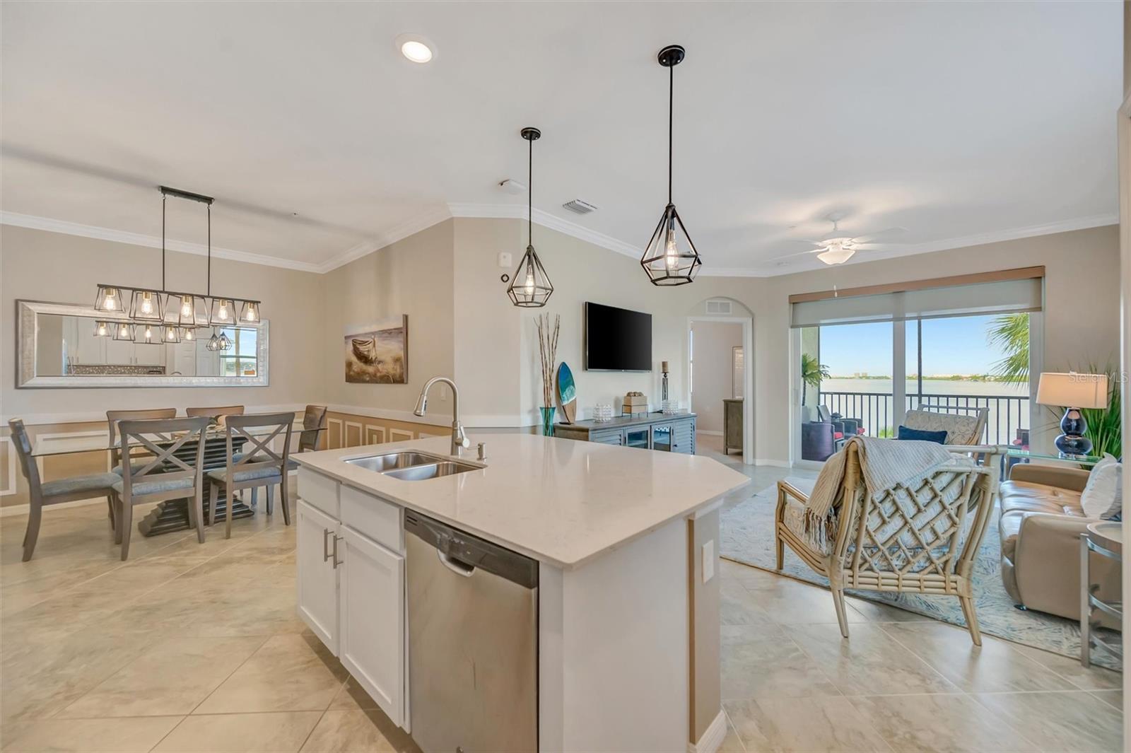 920 Tidewater Shores Unit 308, Bradenton, FL 34208