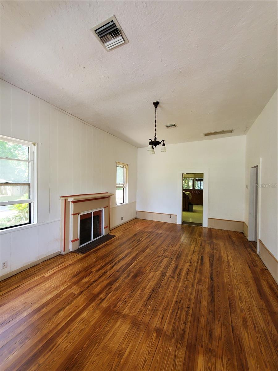 23882 187th, High Springs, FL 32643