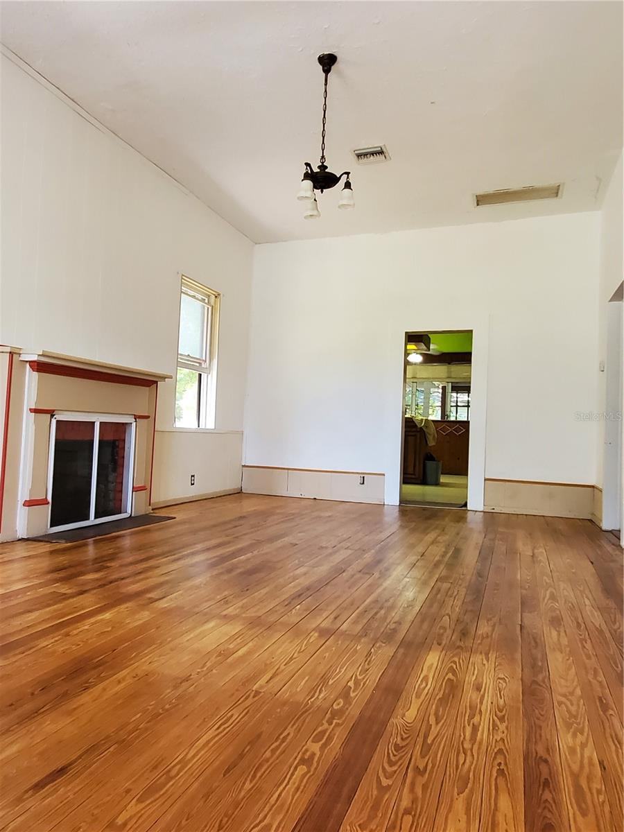 23882 187th, High Springs, FL 32643
