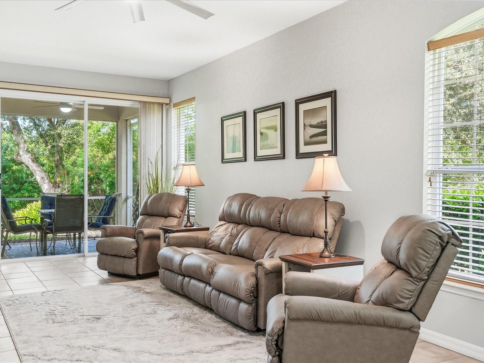4693 Whispering Oaks, North Port, FL 34287