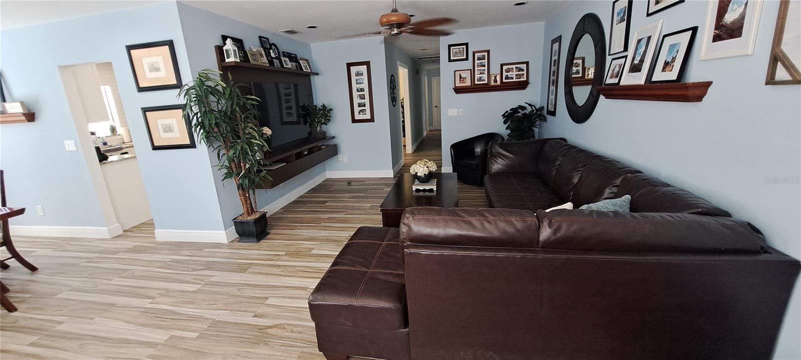 11414 Country Oaks, Tampa, FL 33618