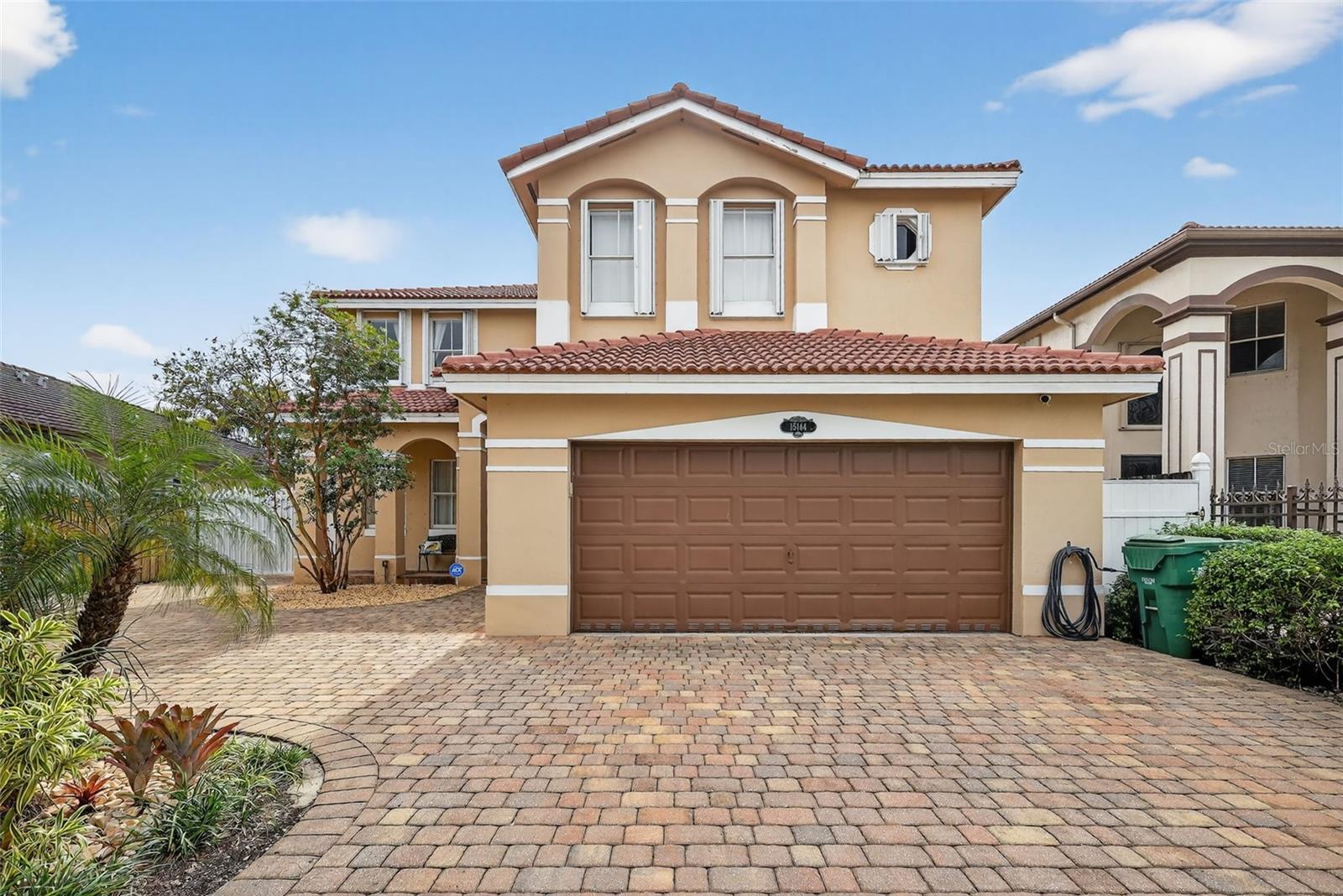 15144 20th, Miami, FL 33185