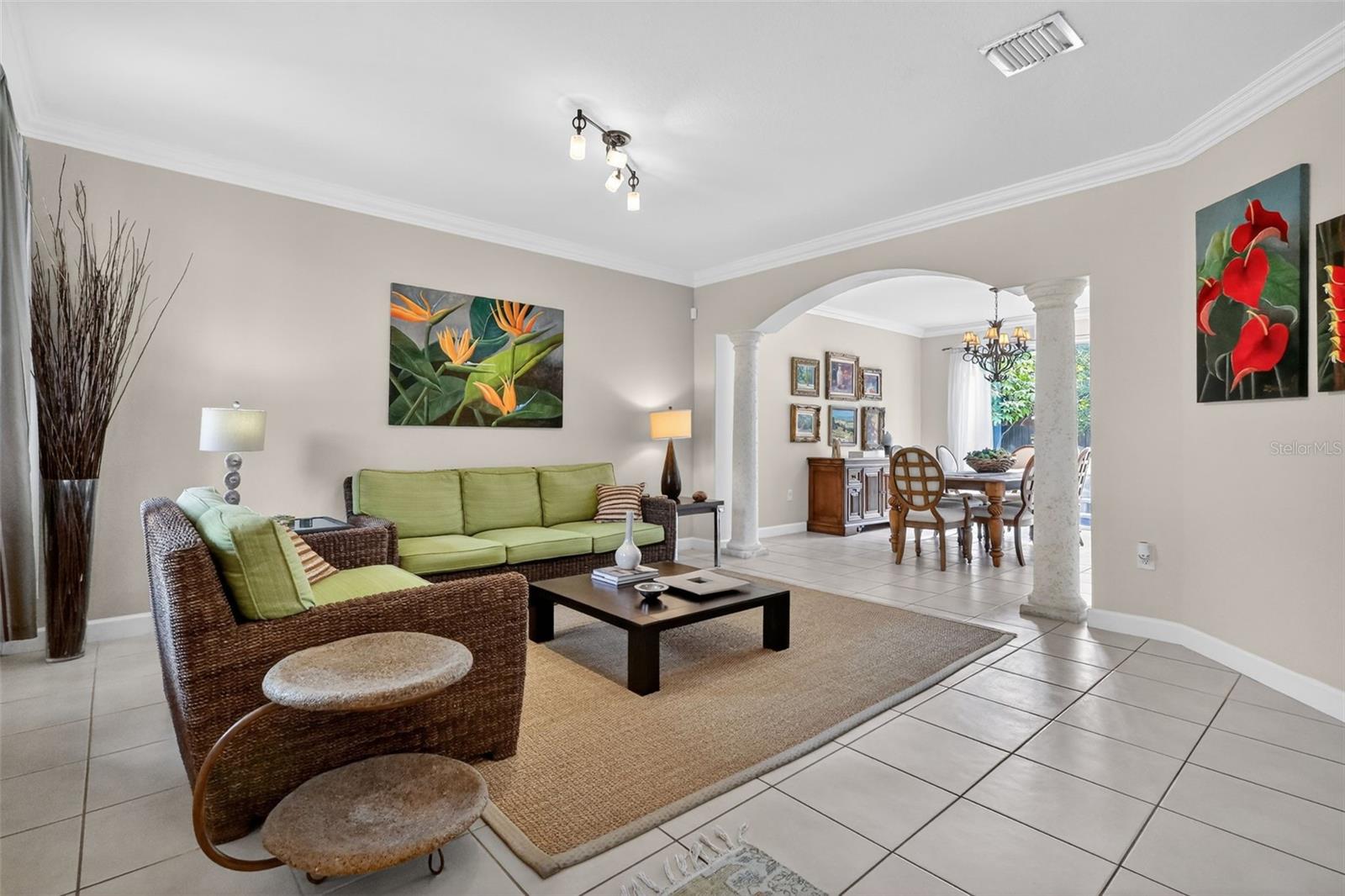 15144 20th, Miami, FL 33185