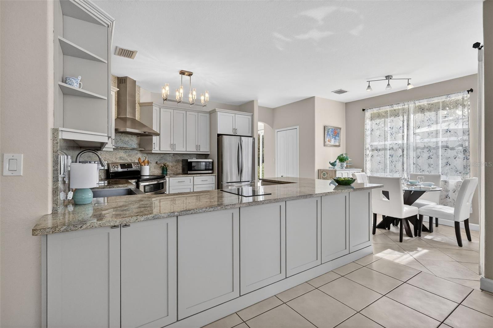 15144 20th, Miami, FL 33185