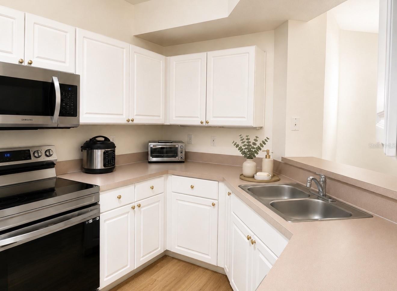 5572 Metrowest Blvd Unit 203, Orlando, FL 32811