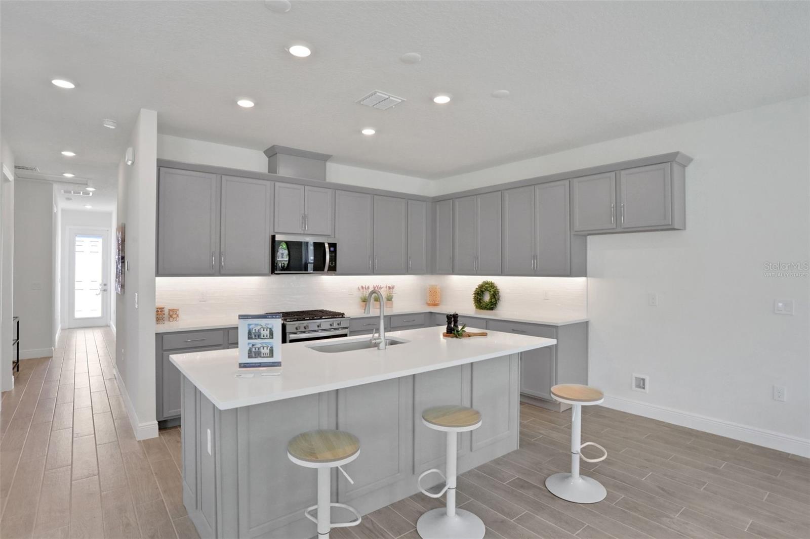 9124 Walcott, Lakewood Ranch, FL 34240