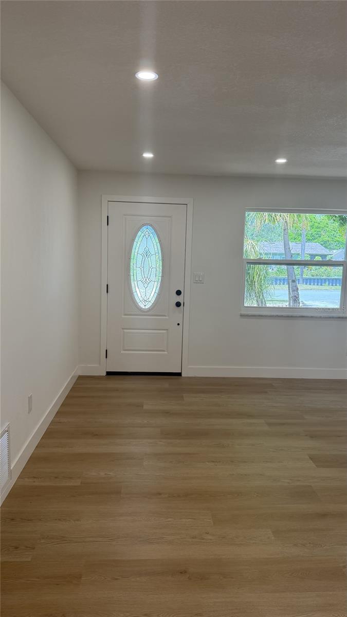 1421 Heather, Dunedin, FL 34698