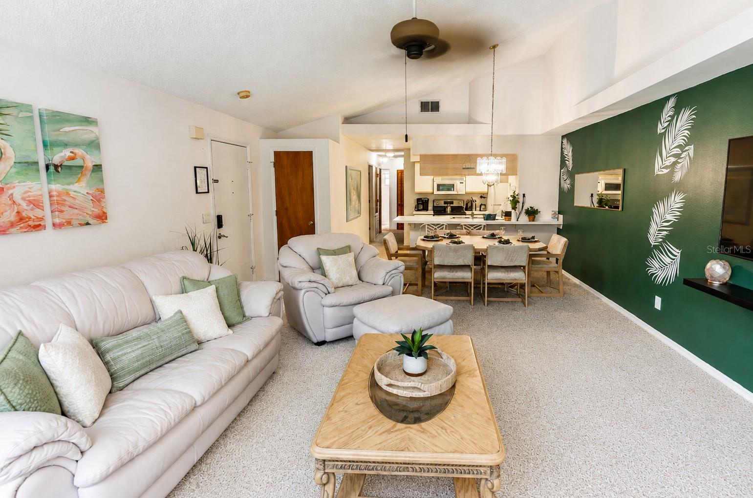 2440 Sweetwater Club Unit 40, Kissimmee, FL 34746