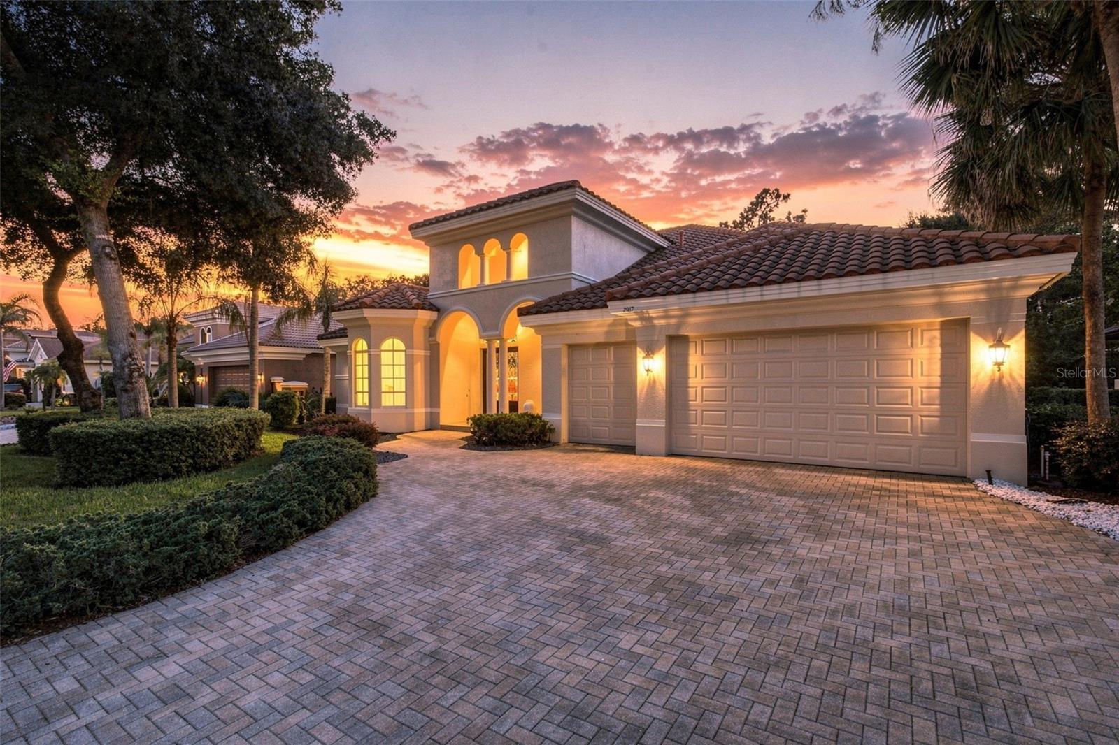 2967 Grey Oaks, Tarpon Springs, FL 34688
