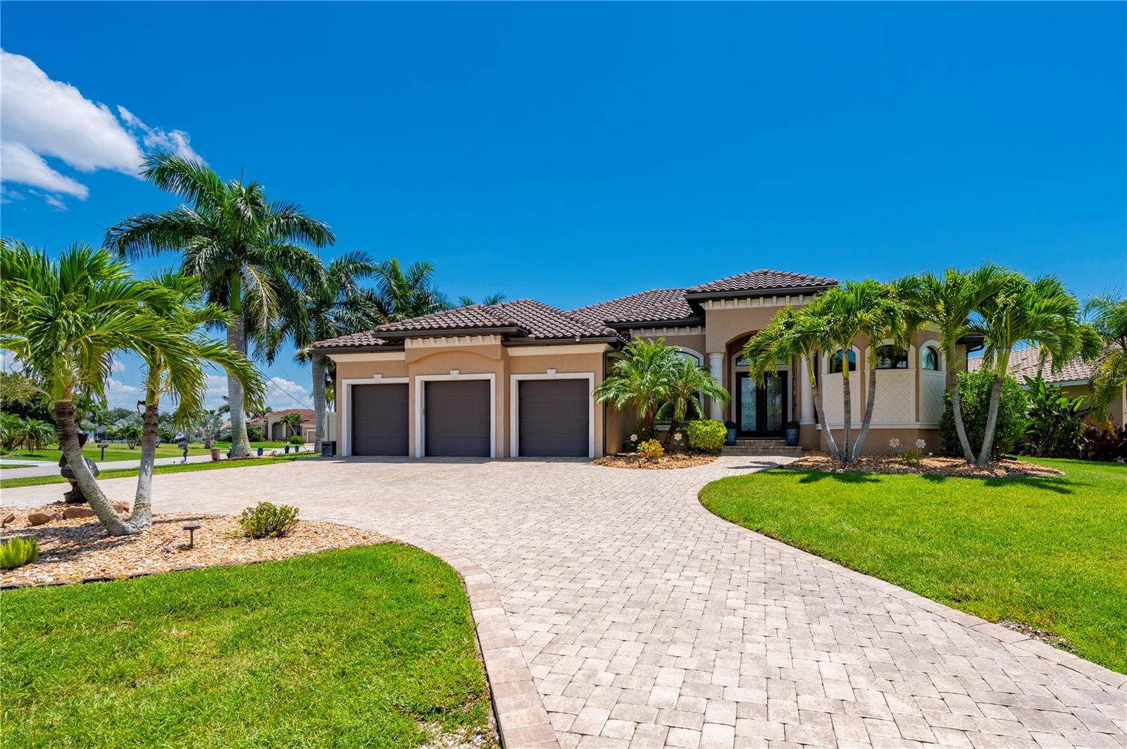 325 Segovia, Punta Gorda, FL 33950