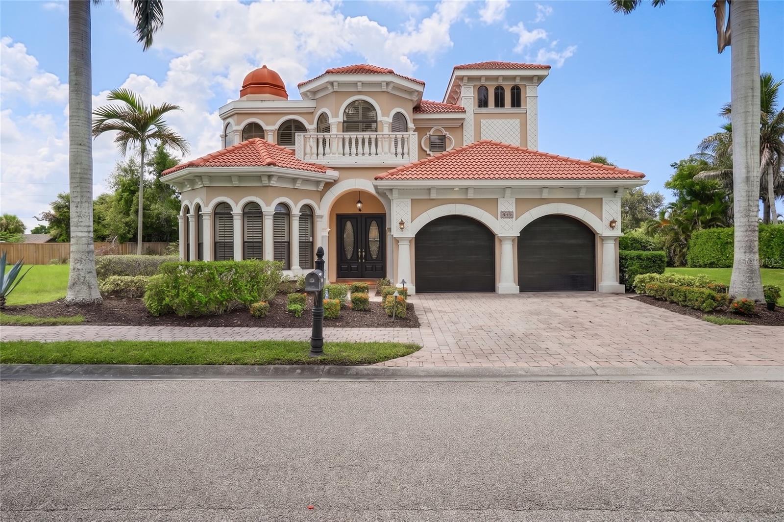1650 Assisi Unit 16, Sarasota, FL 34231