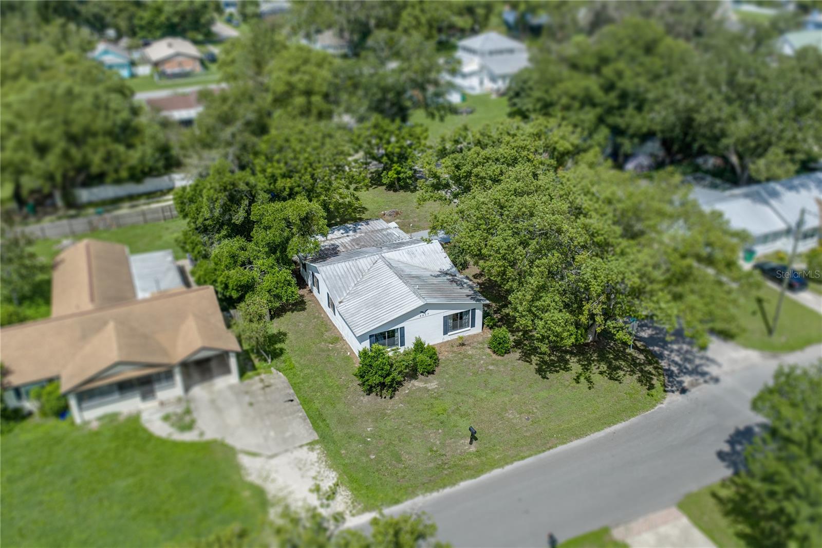 5207 10th, Zephyrhills, FL 33542