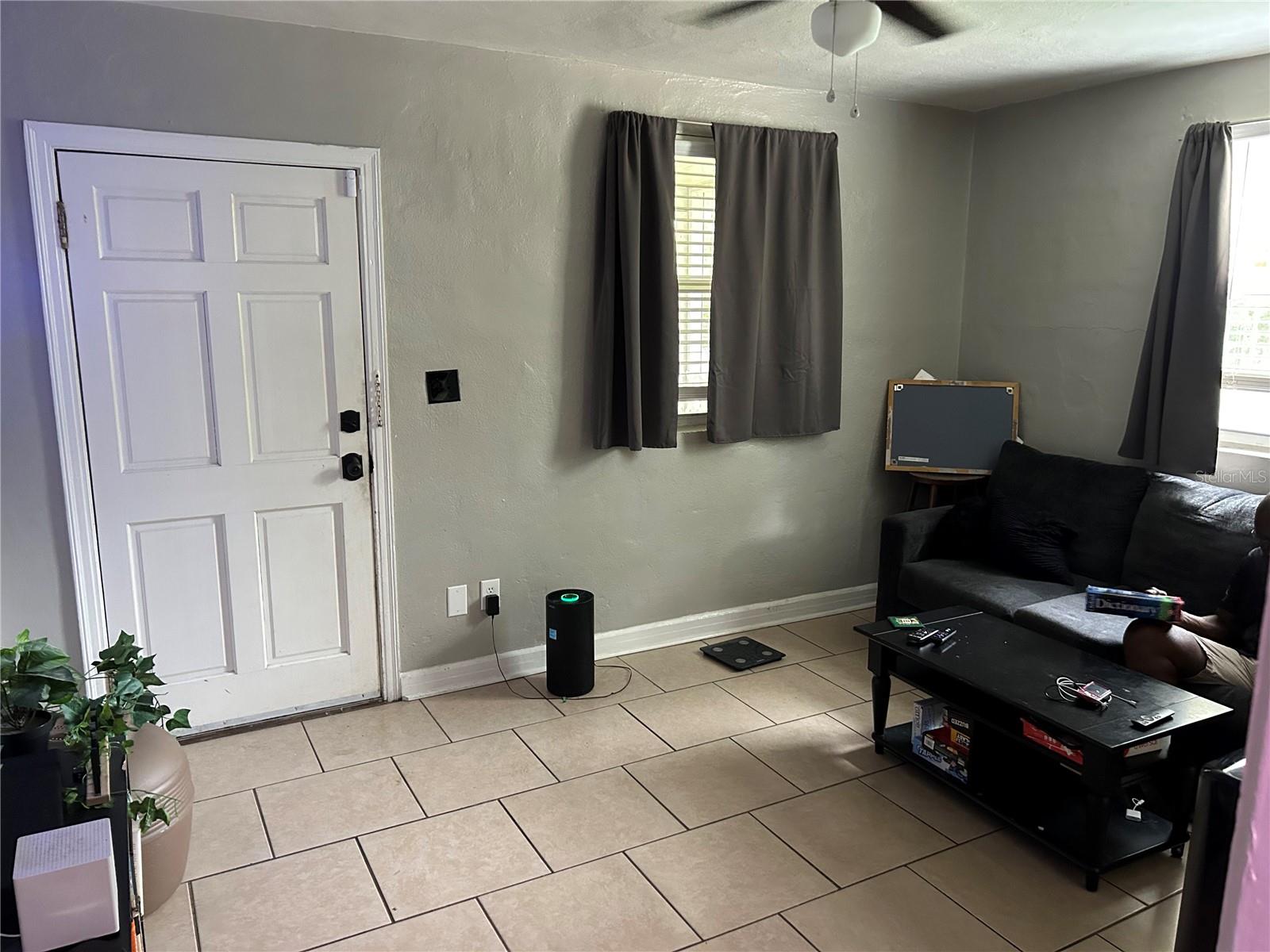 1220 31, Gainesville, FL 32609
