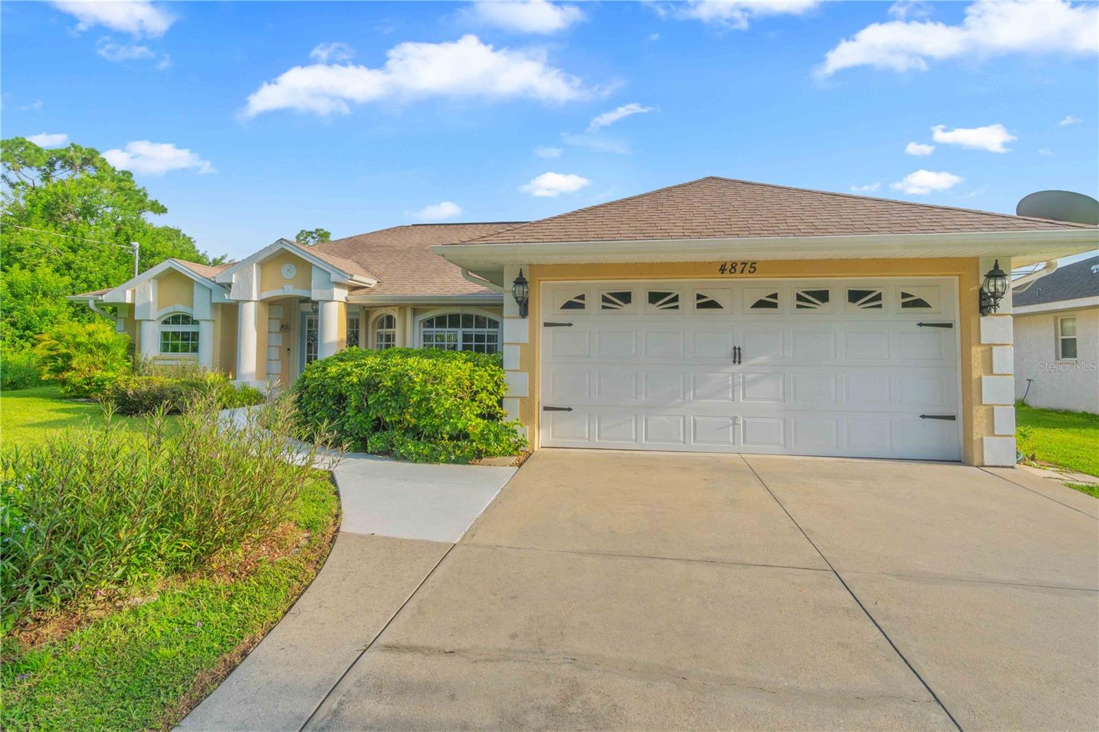 4875 Hansard, North Port, FL 34286