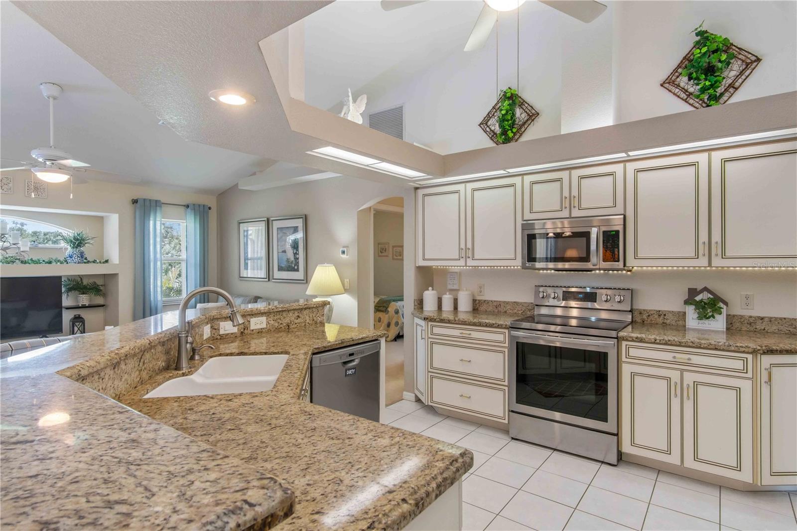 4875 Hansard, North Port, FL 34286