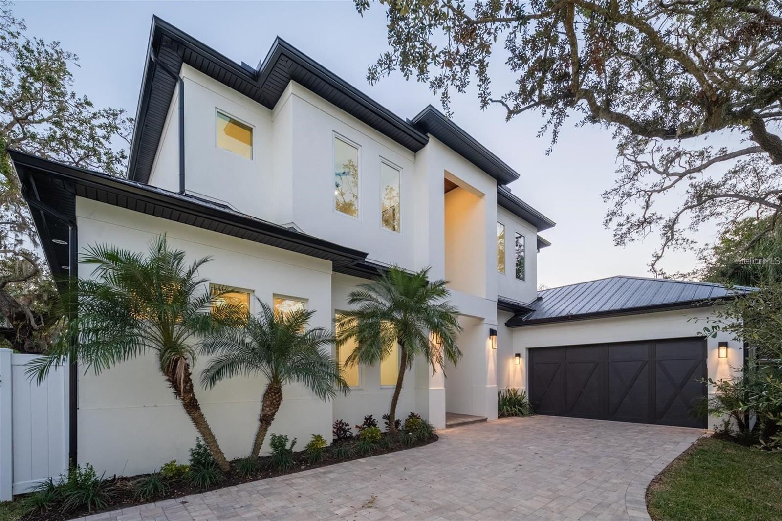 2420 Floyd, Sarasota, FL 34239