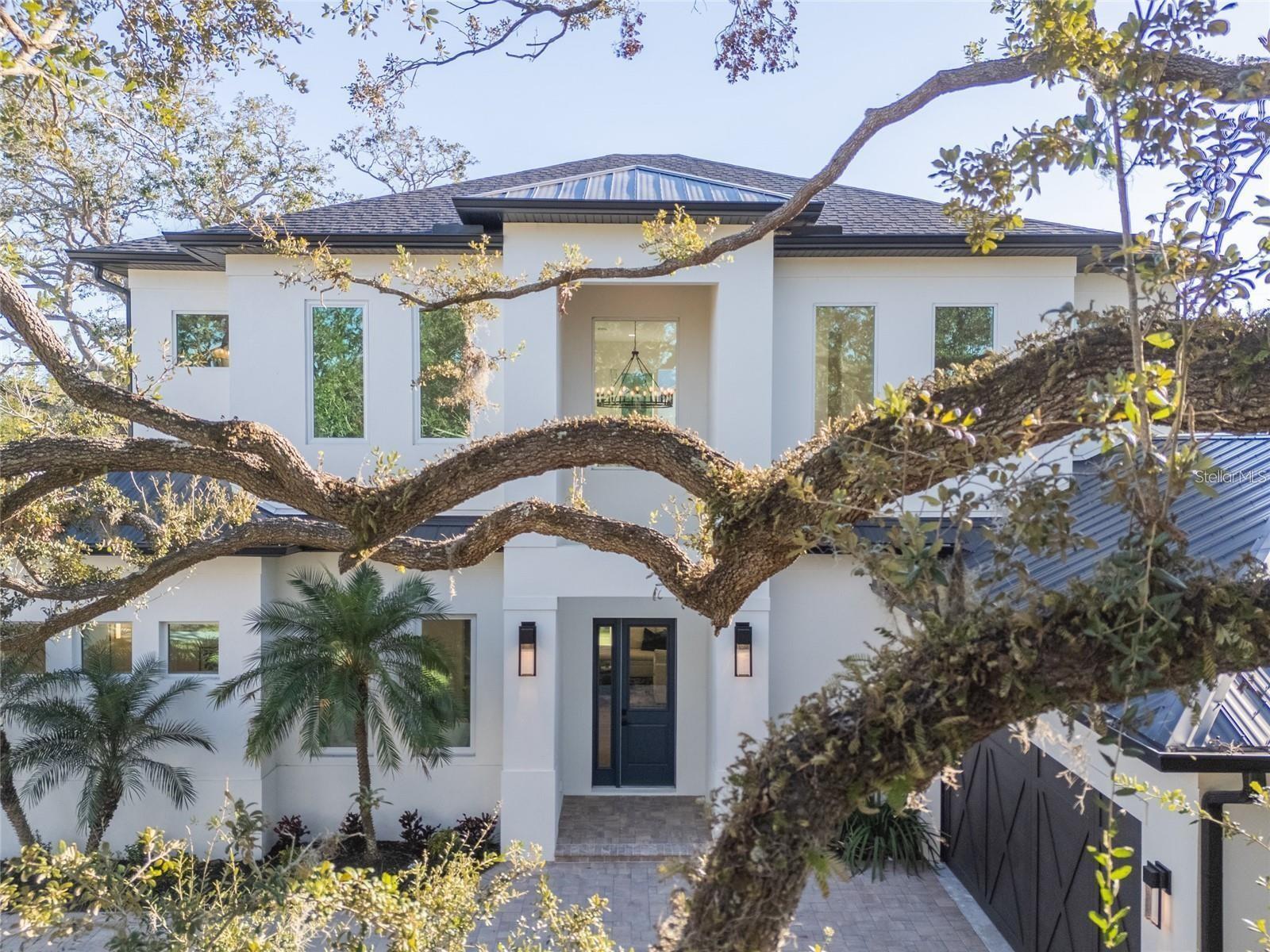 2420 Floyd, Sarasota, FL 34239