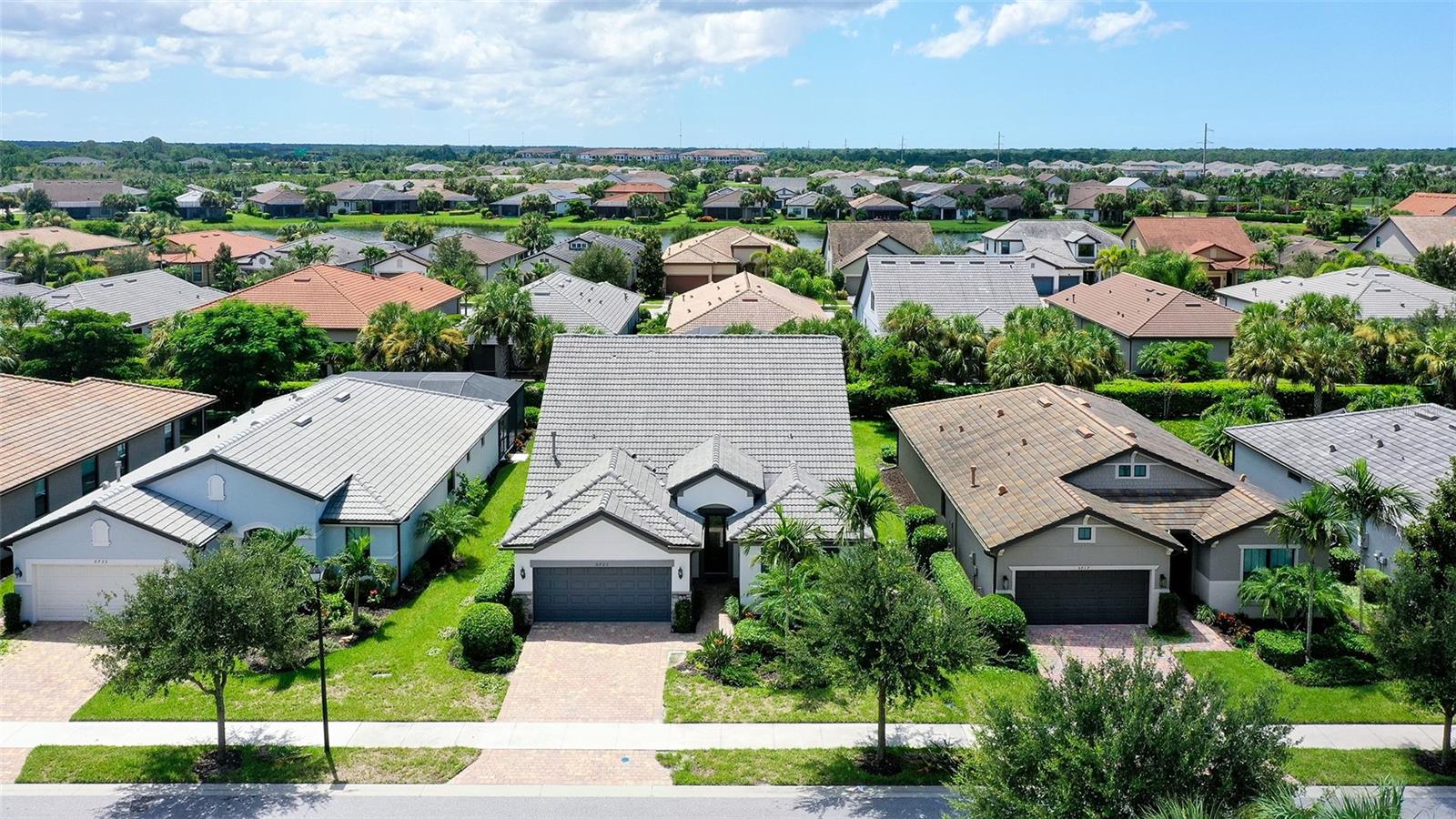 5721 Sweet Leaf, Sarasota, FL 34238