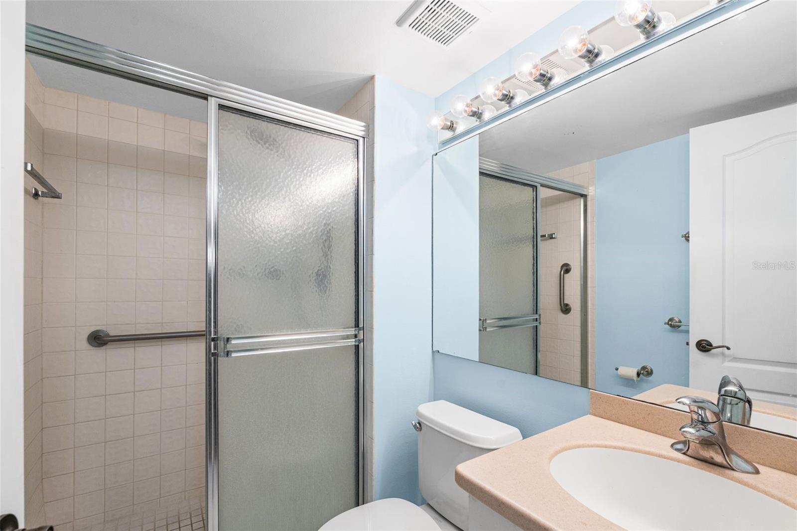 1310 Glen Oaks Unit 383e, Sarasota, FL 34232